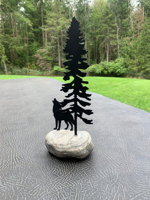 Single Pine Tree in a Rock with Animal - MD Metalworx